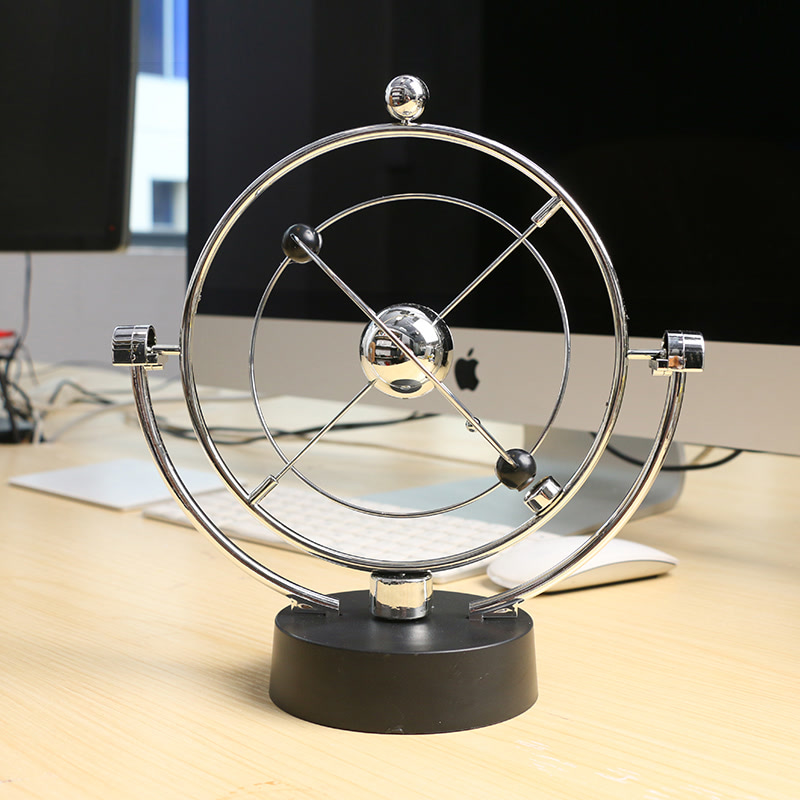 创意牛顿摆球永动机撞球碰碰球混沌摆件摇摆器办公桌面装饰品工艺